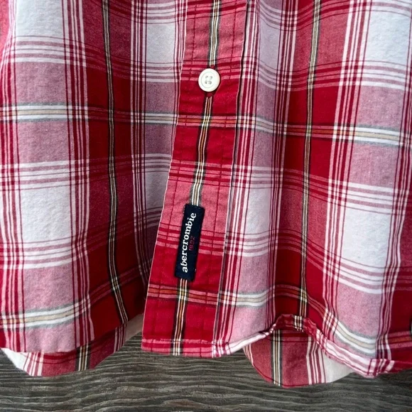 Abercrombie Short Sleeve Button Down Shirt, Red Plaid | L Boys - Picture 8 of 11